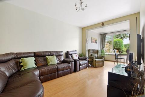 4 bedroom semi-detached house for sale, Priory Way, Harrow