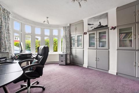 4 bedroom semi-detached house for sale, Priory Way, Harrow