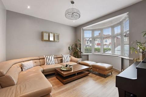 59 Blenheim Road, Harrow, HA2 7AQ