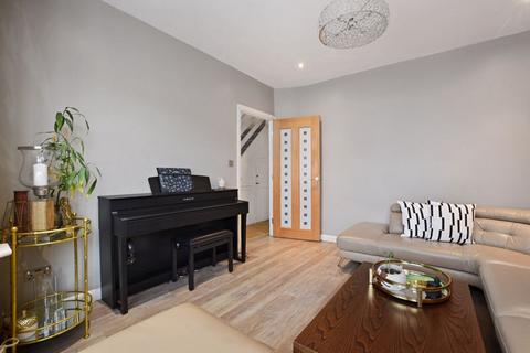 59 Blenheim Road, Harrow, HA2 7AQ