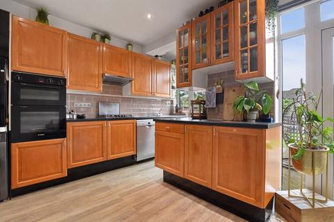 59 Blenheim Road, Harrow, HA2 7AQ