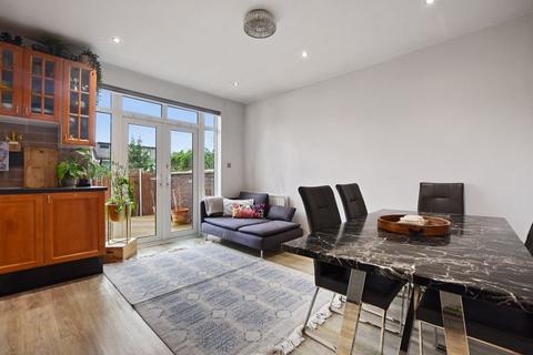 59 Blenheim Road, Harrow, HA2 7AQ
