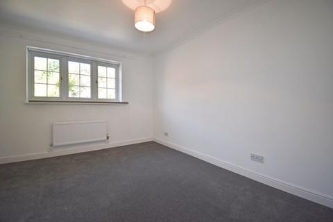 5 Barron Place, Basingstoke, RG24 9JS