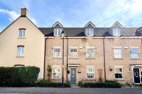 4 bedroom townhouse for sale, Buzzard Road, Calne SN11