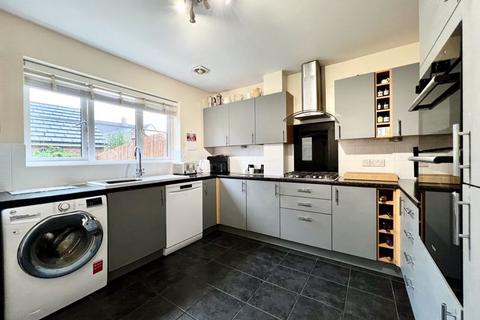 4 bedroom townhouse for sale, Buzzard Road, Calne SN11