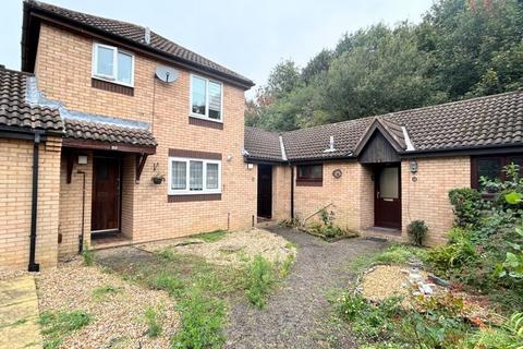 1 bedroom bungalow for sale, Martingale Place, Milton Keynes