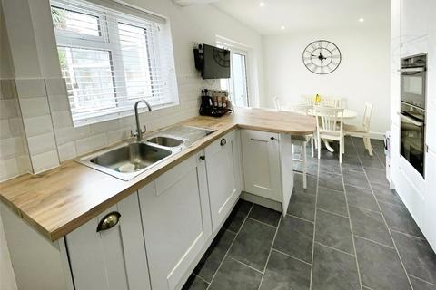 4 bedroom end of terrace house for sale, Beauchamp Road, Kenilworth, Warwickshire