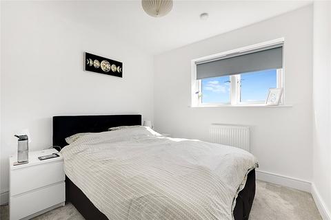 2 bedroom flat for sale, Rosewood, Langley, Maidstone, Kent, ME17