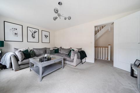 4 bedroom end of terrace house for sale, Rapson End, Sittingbourne, Kent