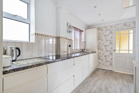 82 Second Avenue, Gillingham, ME7 2HS