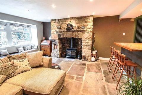 2 bedroom terraced house for sale, Banks Lane, Riddlesden, Keighley, West Yorkshire, BD20