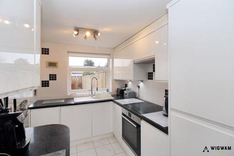 3 bedroom terraced house for sale, Standage Road, Thorngumbald, HU12