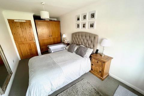 7 Brynhyfryd, Johnstown, Wrexham, LL14 1PR