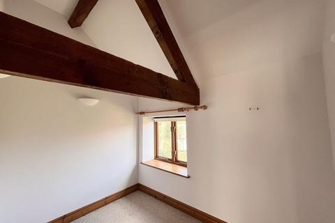 2 bedroom barn conversion to rent, Donnett Mews, Whittington