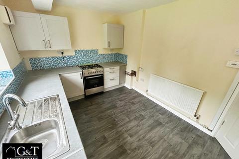 2 bedroom semi-detached house to rent, Bowling Green Road, Dudley