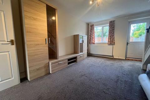 2 bedroom end of terrace house to rent, Grange Close, Bristol