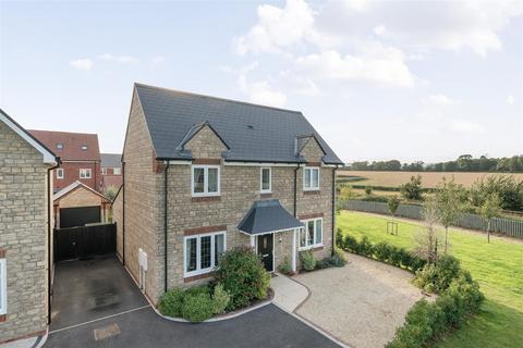 4 bedroom detached house for sale, Tredwin Close, Wellington