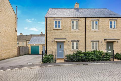 3 bedroom semi-detached house for sale, Brays Avenue, Tetbury, Gloucestershire, GL8