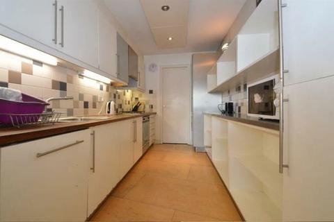 2 bedroom apartment to rent, EC1V