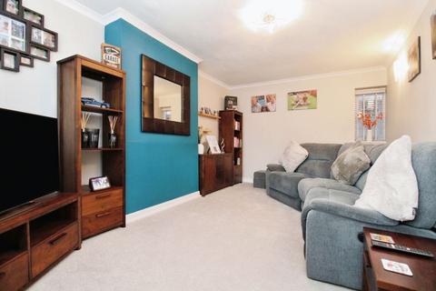 3 bedroom semi-detached house for sale, Barford Road, Bedford MK44