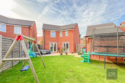 4 Burt Close, Lichfield, WS13 6UX