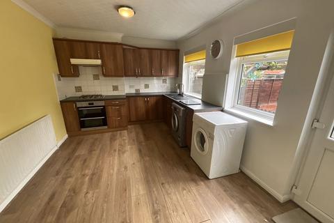 2 bedroom terraced house for sale, Hickmans Avenue, Cradley Heath B64