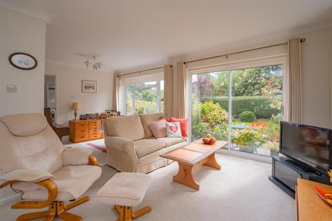 4 bedroom detached house for sale, 4 Cambridge Close, Malvern, Worcestershire, WR14