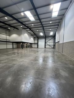 Industrial unit to rent, Salbrook Road, Salfords RH1