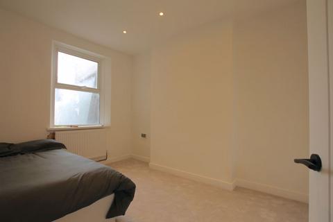 1 bedroom apartment to rent, Carlisle Street, Cardiff CF24