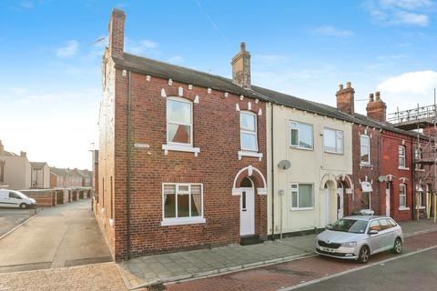 3 bedroom end of terrace house for sale, North Street, West Yorkshire WF10