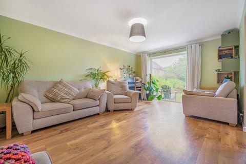 26 Field Close, Burghfield Common, Reading, RG7 3YZ
