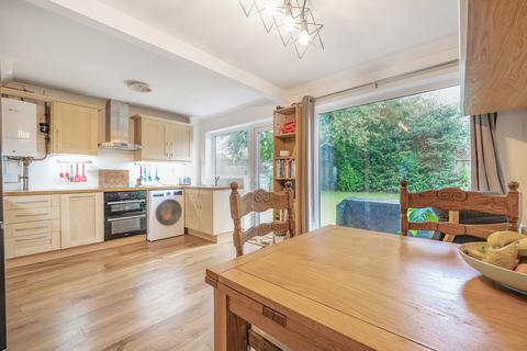26 Field Close, Burghfield Common, Reading, RG7 3YZ
