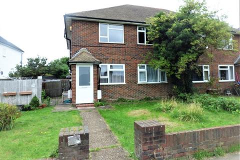 2 bedroom maisonette to rent, Windsor Avenue, New Malden KT3