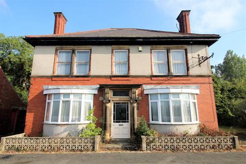 4 bedroom detached house for sale, Fenwick Lane, Doncaster DN6