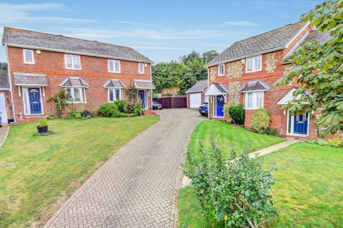 3 bedroom semi-detached house for sale, Woodbank, Princes Risborough HP27