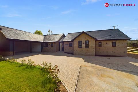 4 bedroom bungalow for sale, Bluntisham Road, Huntingdon PE28