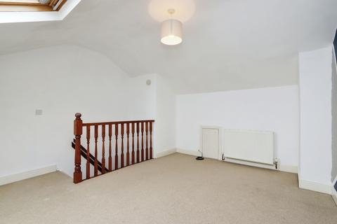 3 bedroom terraced house for sale, Lower Mickletown, Leeds LS26