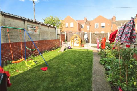 3 bedroom semi-detached house for sale, St. James Gardens, South Yorkshire DN4