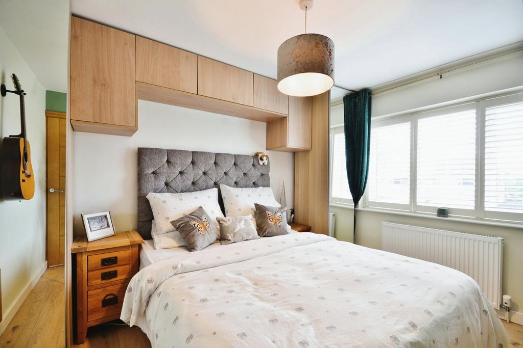 Bed 2