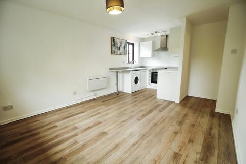 1 bedroom apartment to rent, Lincoln Road, Cheshire SK9