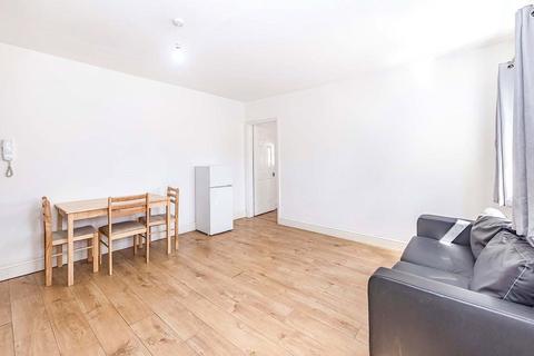 1 bedroom flat to rent, St. Albans Road, Hertfordshire WD24