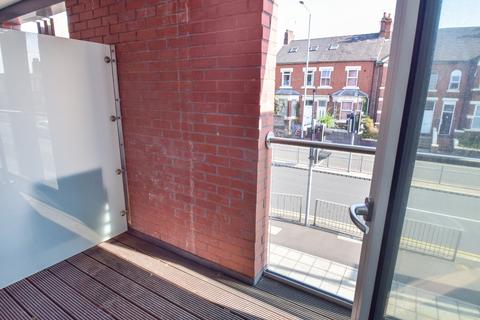 Studio for sale, London Road , Newcastle-Under-Lyme ST5