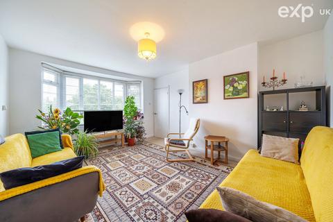 1 bedroom flat for sale, Pembroke Road, London N10