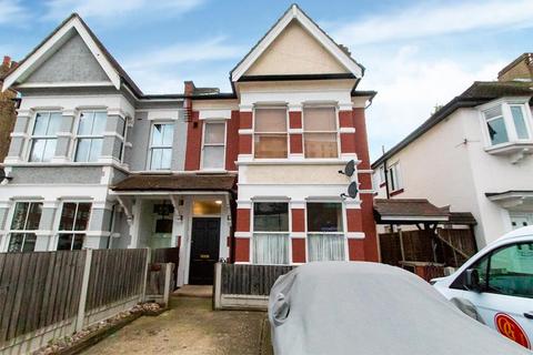 75a Baxter Avenue, Southend-on-sea, SS2 6HX