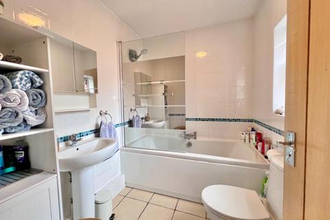 The Firs Bath Road, Leonard Stanley, Stonehouse, GL10 3LU