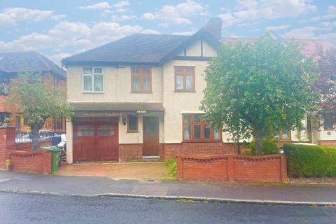 4 bedroom house to rent, Lichfield Road, Woodford Green IG8