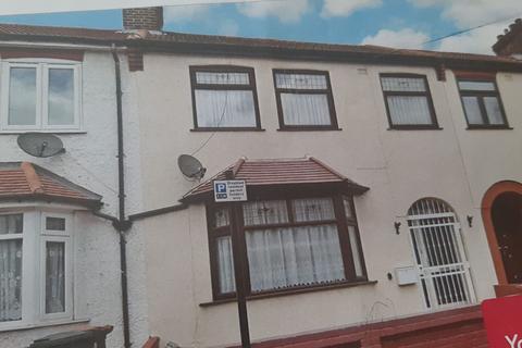 3 bedroom terraced house for sale, Roman Road, East Ham E6