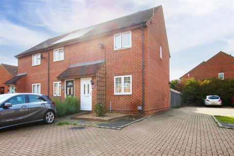 2 bedroom end of terrace house for sale, Leaforis Road, Cheshunt