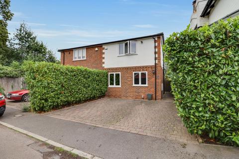 3 bedroom semi-detached house to rent, Beecot Lane, Walton-On-Thames KT12