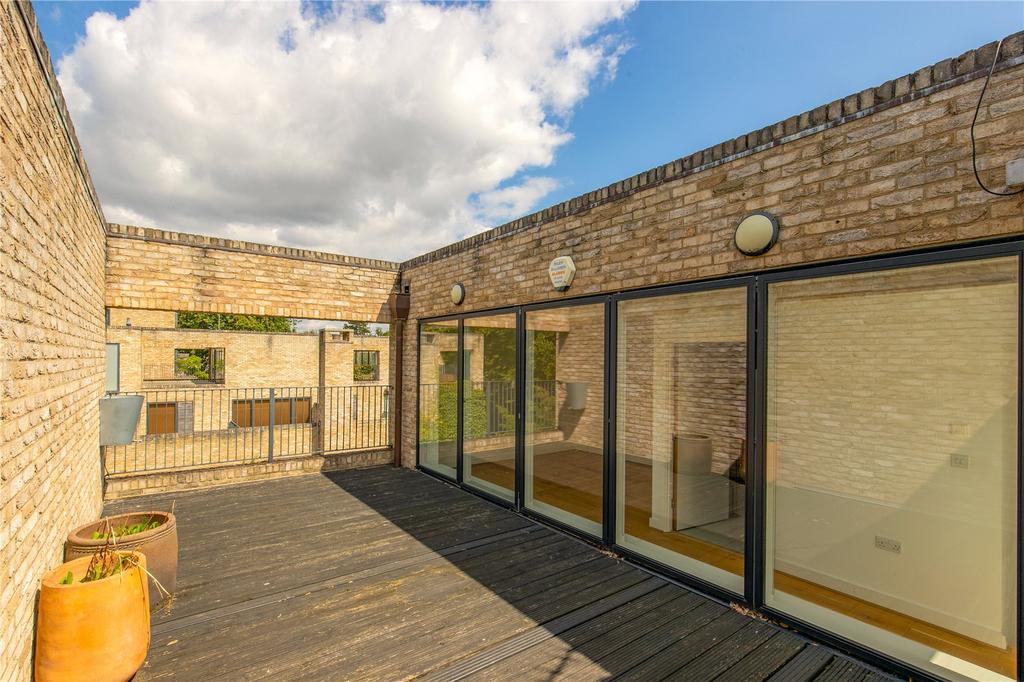 Top Floor Balcony